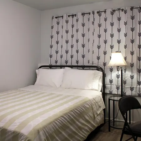 Rainier Guesthouse